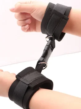 Adult Handcuff Sex Toy BDSM Hand Restraint Cuffs SM Women Couple Sex Toy Adult Erotic Games Sextoy Bed Restraint Sex Accessroies