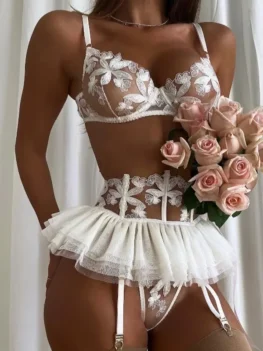 Luxury Flower Embroidered Bra Thong 3Pcs Sets With Ruffles Peplum Transparent Underwear Woman Suits Erotic Sexy​ Lingerie Set